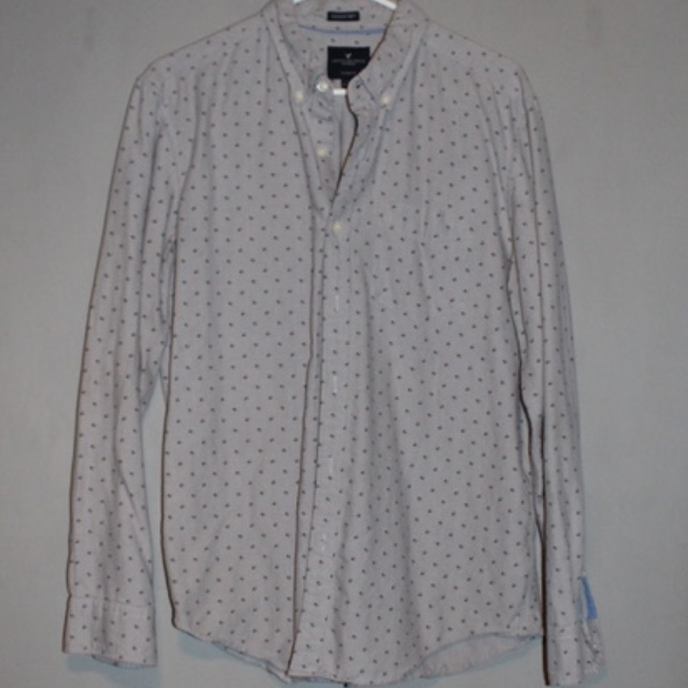 American Eagle Button Up Shirt